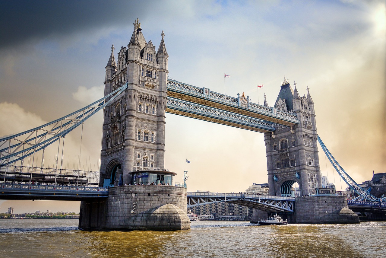 tower-bridge-UK